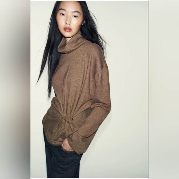✨2/$50✨NWT Zara Soft Cowl Neck Top In Taupe Brown - Picture 3 of 12